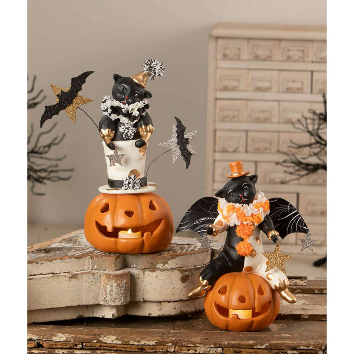 Clowning Cat on Jack by Bethany Lowe Designs, image 4