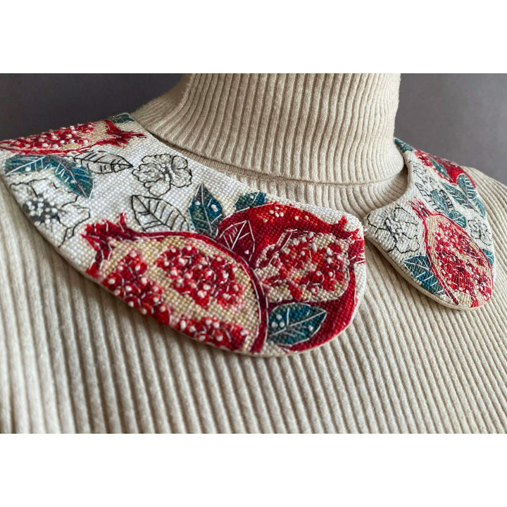 Counted Cross stitch kit - Collar Pomegranate Temptation AHC-002