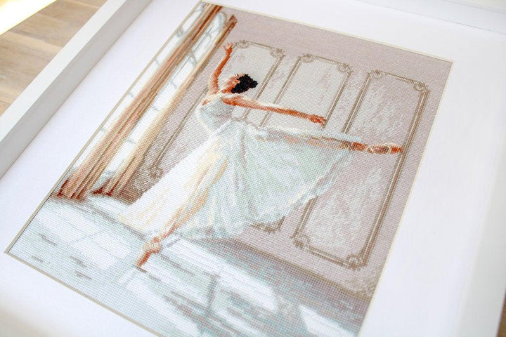 Counted Cross Stitch Kit Ballerina Leti901