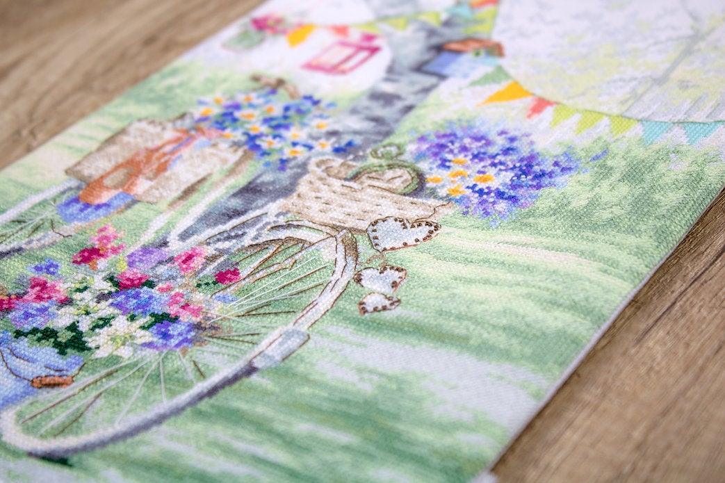 Counted Cross Stitch Kit Bike Leti971