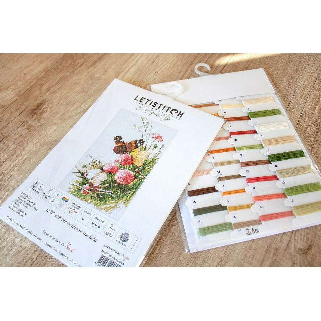 Counted Cross Stitch Kit Butterflies in the field Leti938