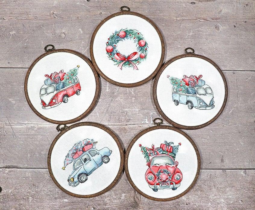Counted Cross Stitch Kit Christmas Retro Cars / Kit of 5 Leti965