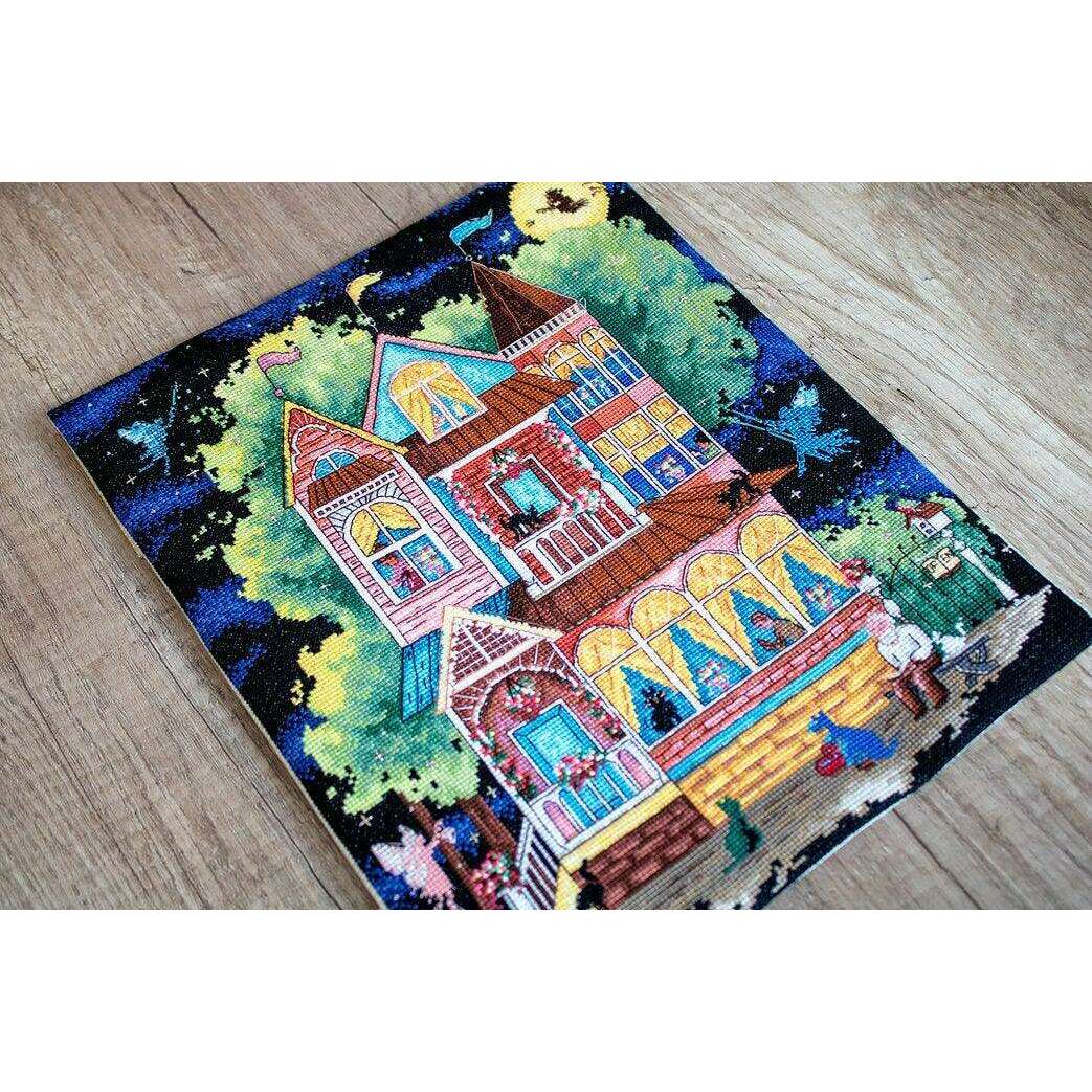 Counted Cross Stitch Kit Fairy tale house Leti937