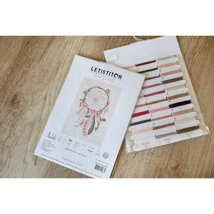 Counted Cross Stitch Kit Live your dreams Leti957