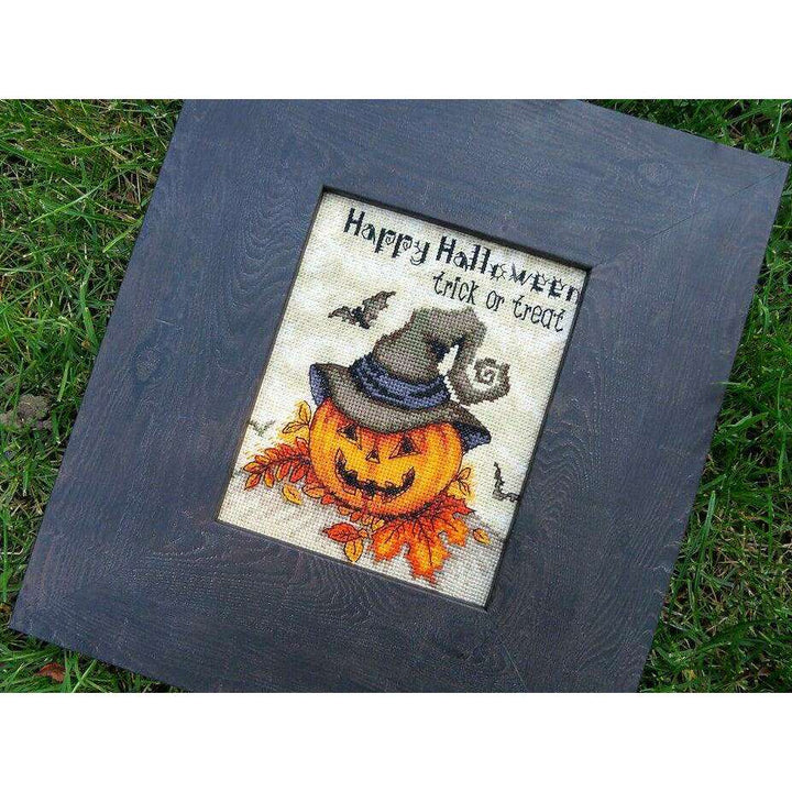 Counted Cross Stitch Kit Trick or treat Leti956