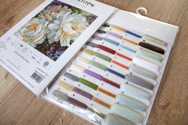 Counted Cross Stitch Kit White Roses Leti930