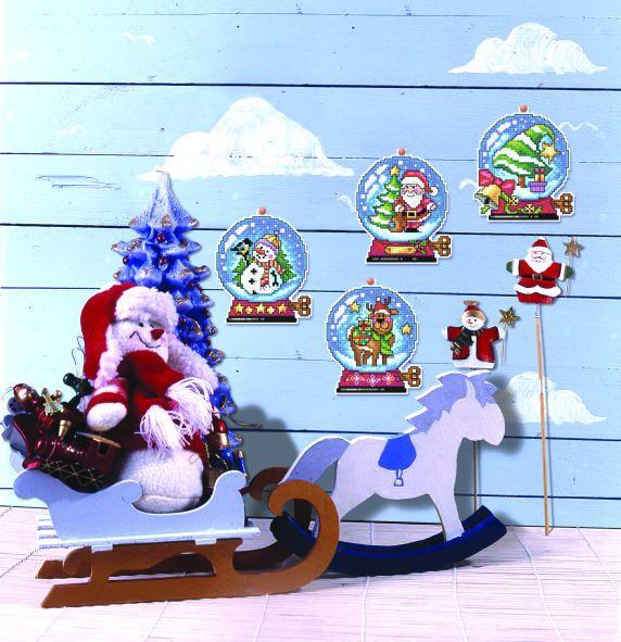 Counted cross stitch kit with plastic canvas "Christmas balls" set of 4 designs 7669