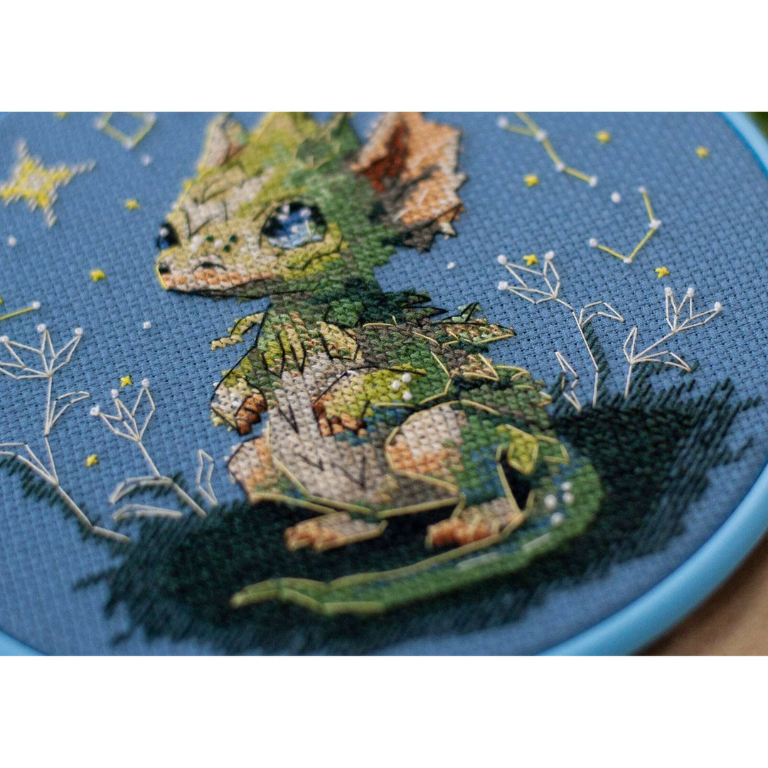 Cross-stitch kit - The Star Lighter AHM-087