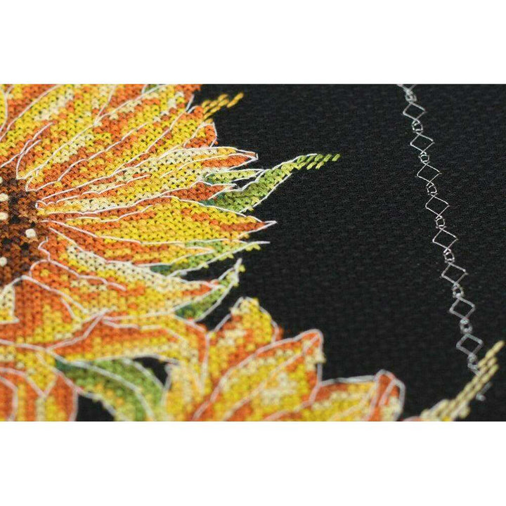 Cross-stitch kit Bright sunflowers AH-159