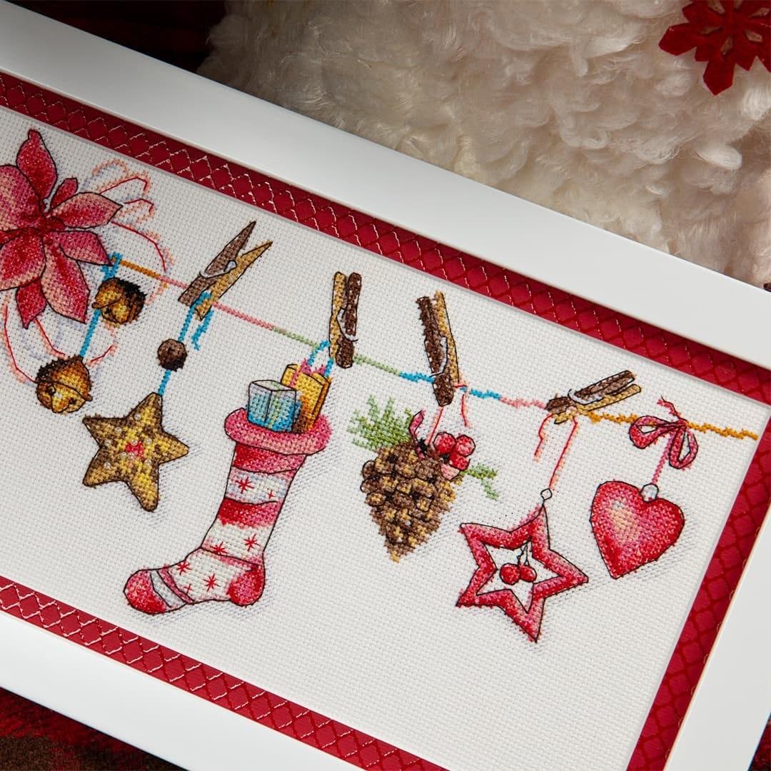 Cross-stitch kit M-446C "Festive mood"