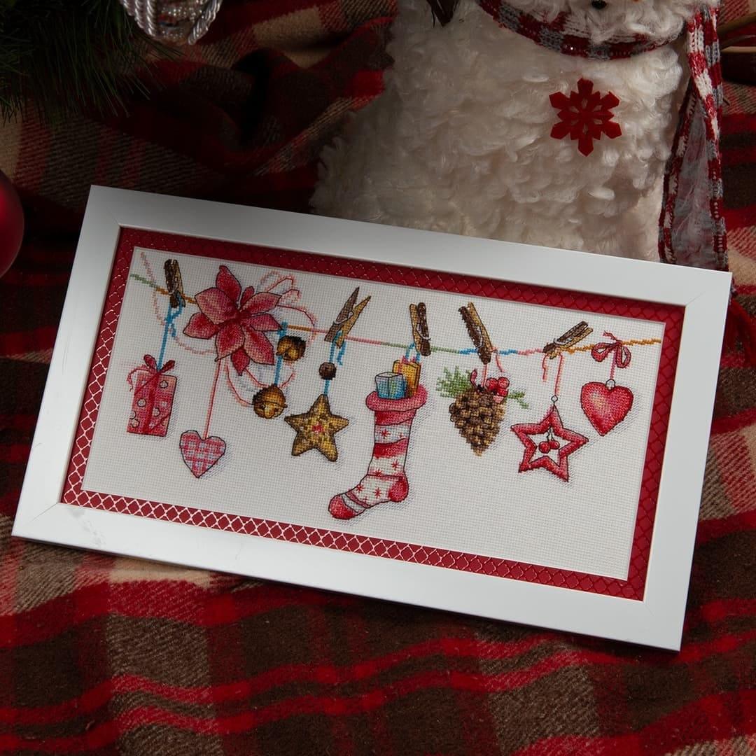 Cross-stitch kit M-446C "Festive mood"