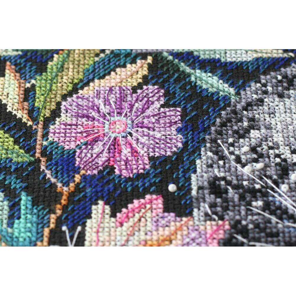 Cross-stitch kit Moon secrets AH-065