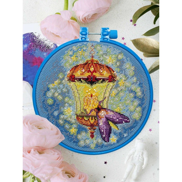Cross-stitch kit Night beauty AHM-056