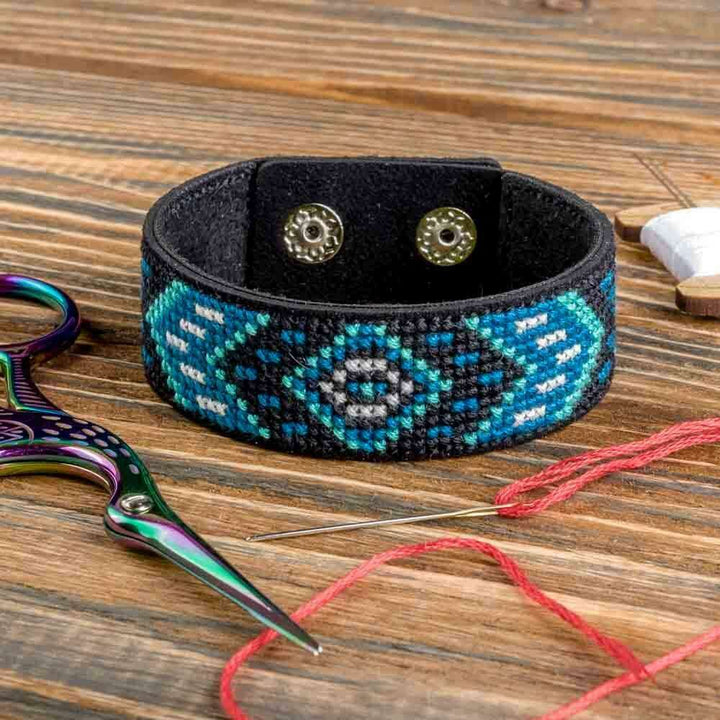 Cross-stitch kit on artificial leather FLHL-029