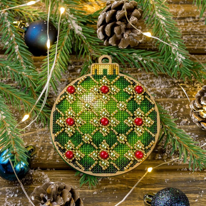 Cross-stitch kit on wood FLW-007