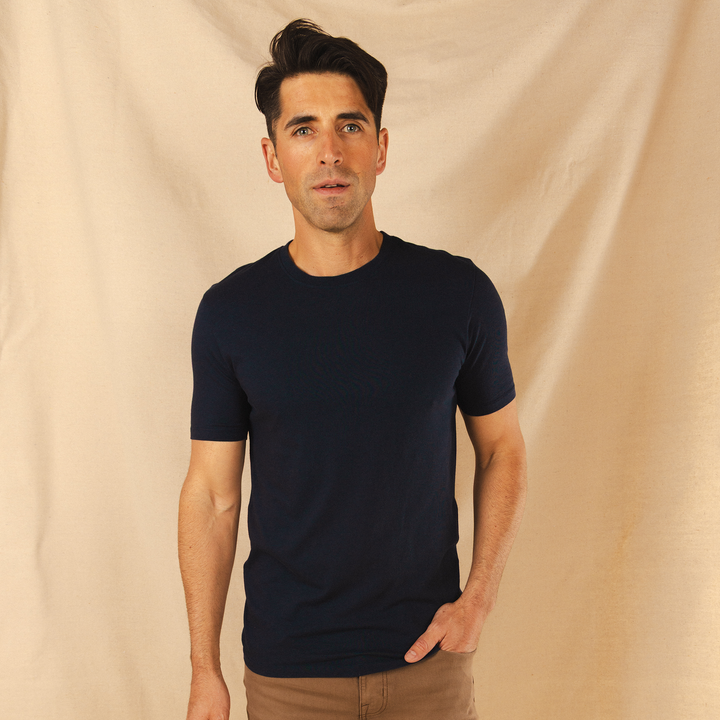 The Blues Singer | Deep Navy Everyman™ Pocket T Shirt