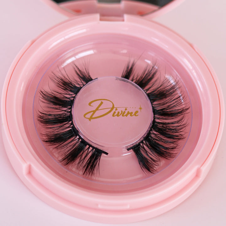 D Poodle Collection- Lashes in Compact