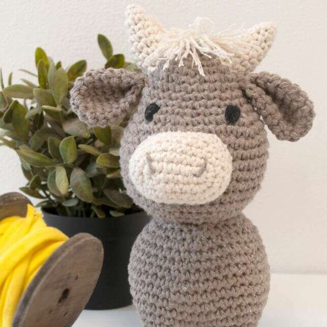 DIY Crochet Kit Ox Oscar PAK235