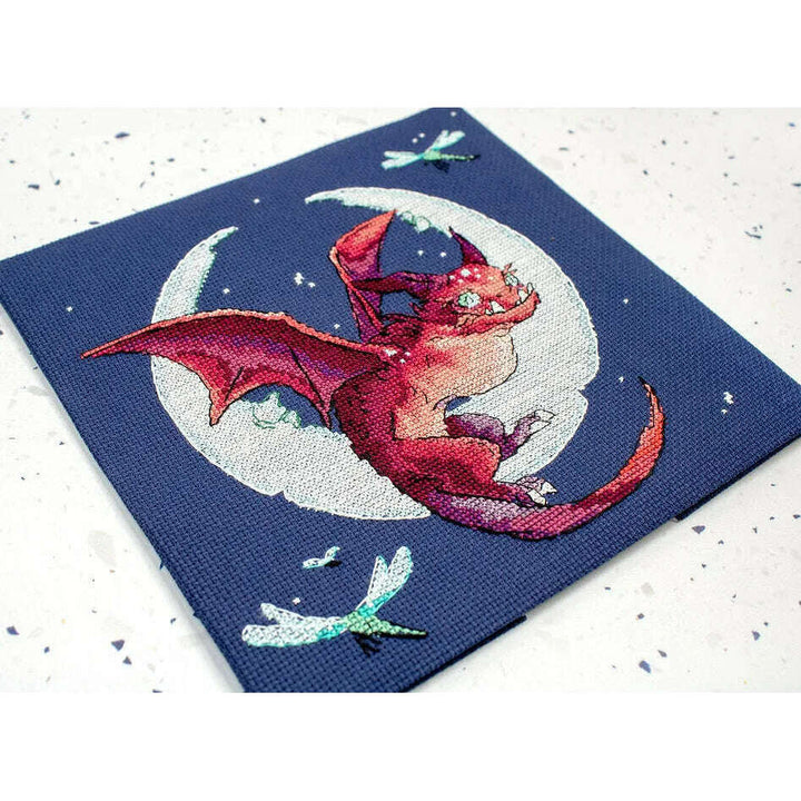 Dragon L8800 Counted Cross Stitch Kit