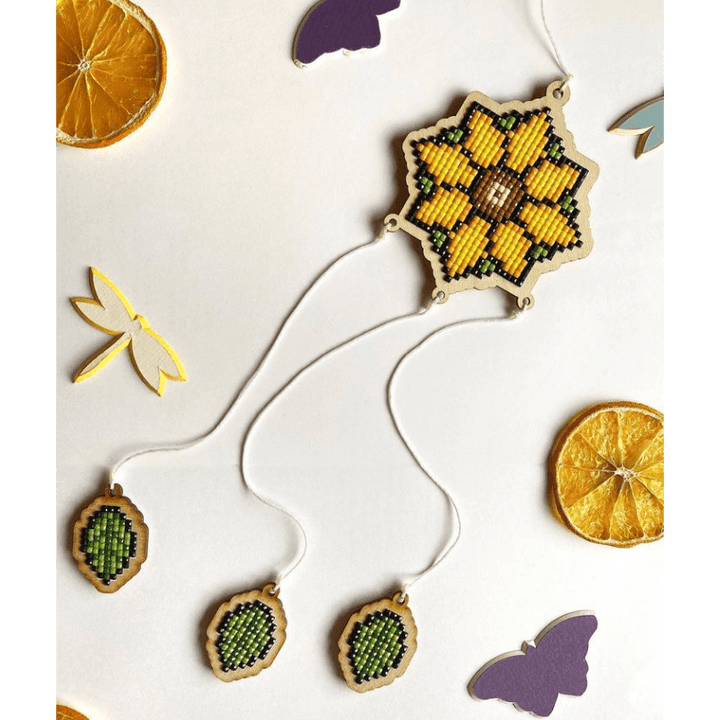 Dreamcatcher - Flower CSW203 Diamond Painting on Plywood Kit