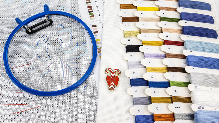 Angel in Wood L9921 Counted Cross Stitch Kit