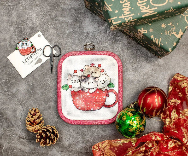 Meowy Christmas with hoop included L8080 Counted Cross Stitch Kit