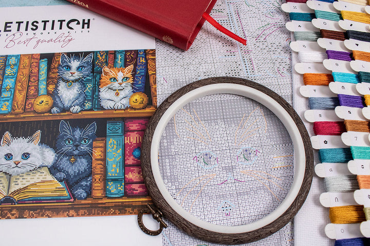 Bookshelf L9917 Counted Cross Stitch Kit