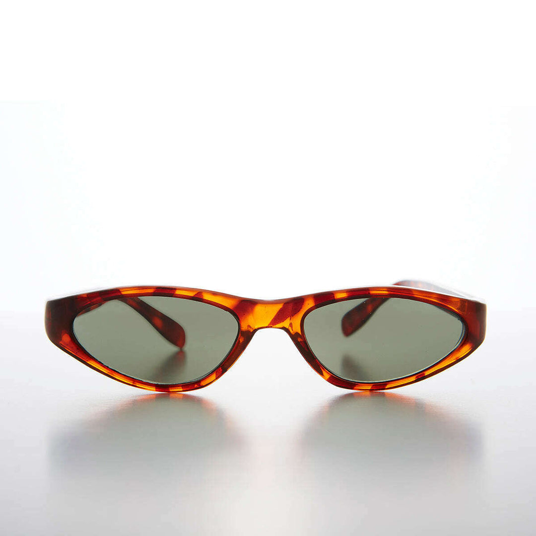 Edgy Small Cat Eye 90s Vintage Sunglass - Vicky