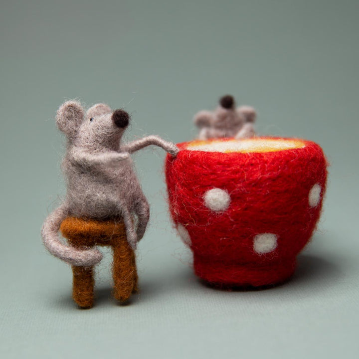 Felting kit Latte for two V-139C