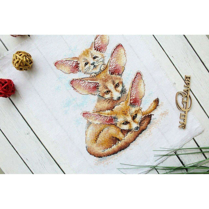 Fennec Fox Family SM-509 Counted Cross Stitch Kit