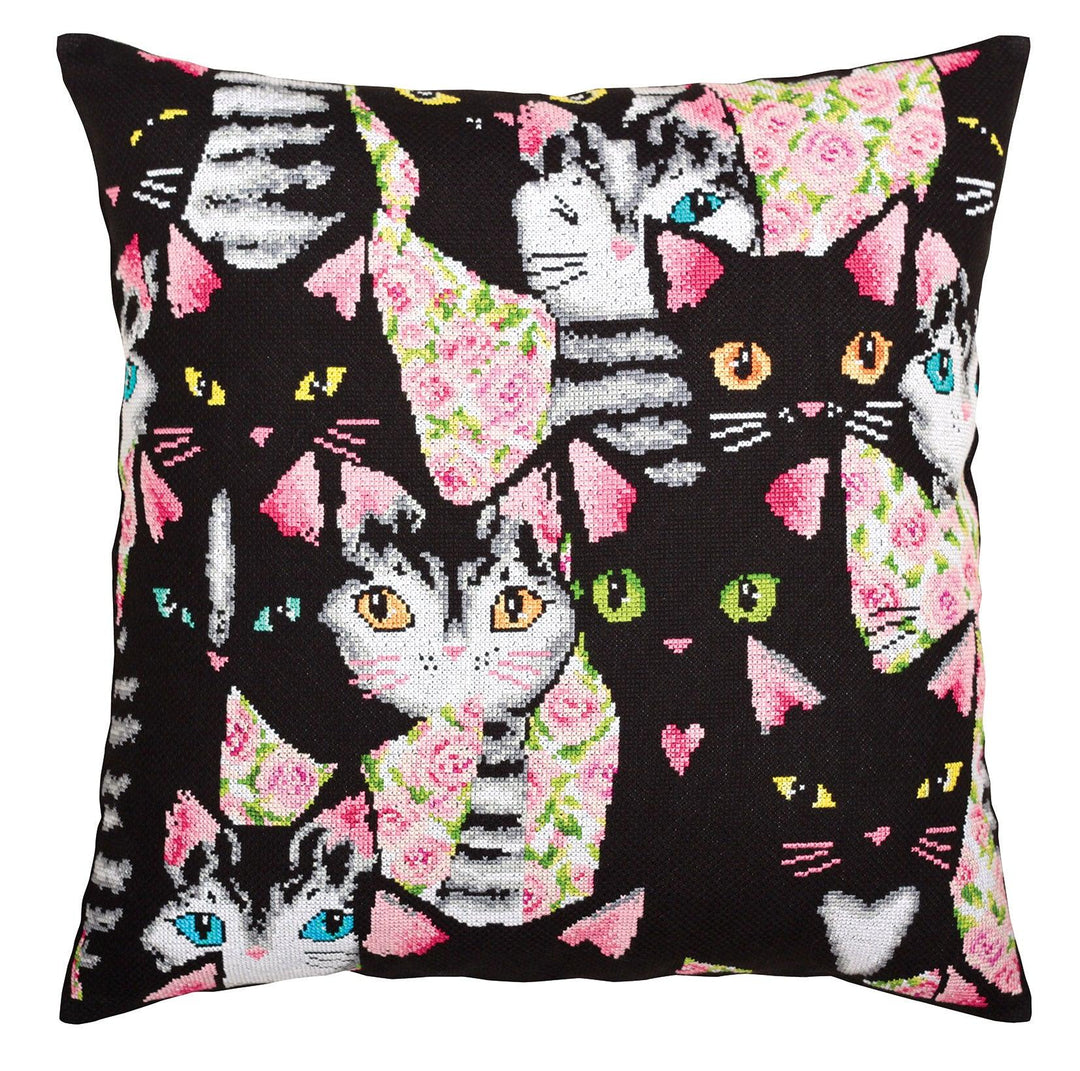 Find a loving cat CU053 Counted Cross Stitch Kit