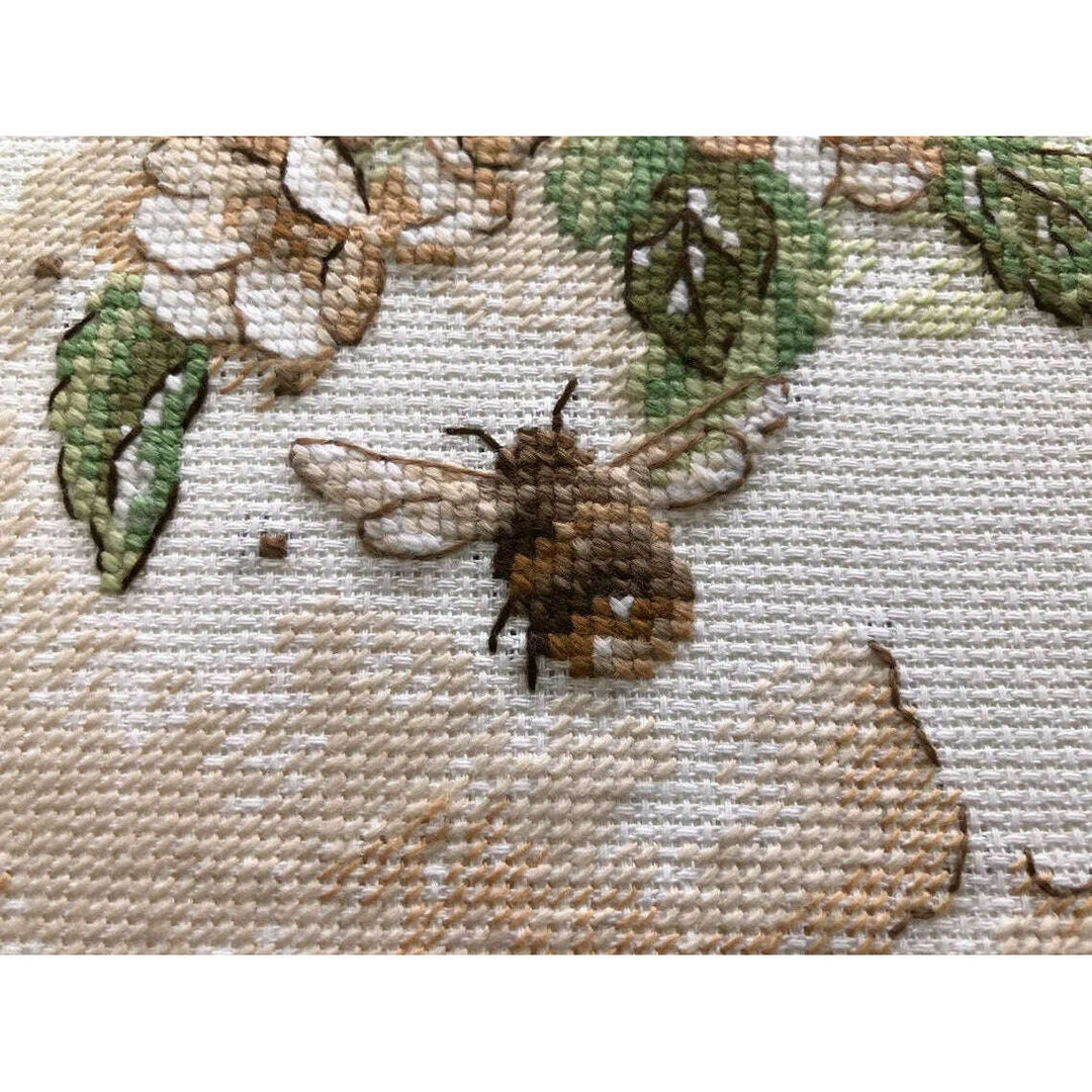 Flight of the Bumblebee R1996 Counted Cross Stitch Kit