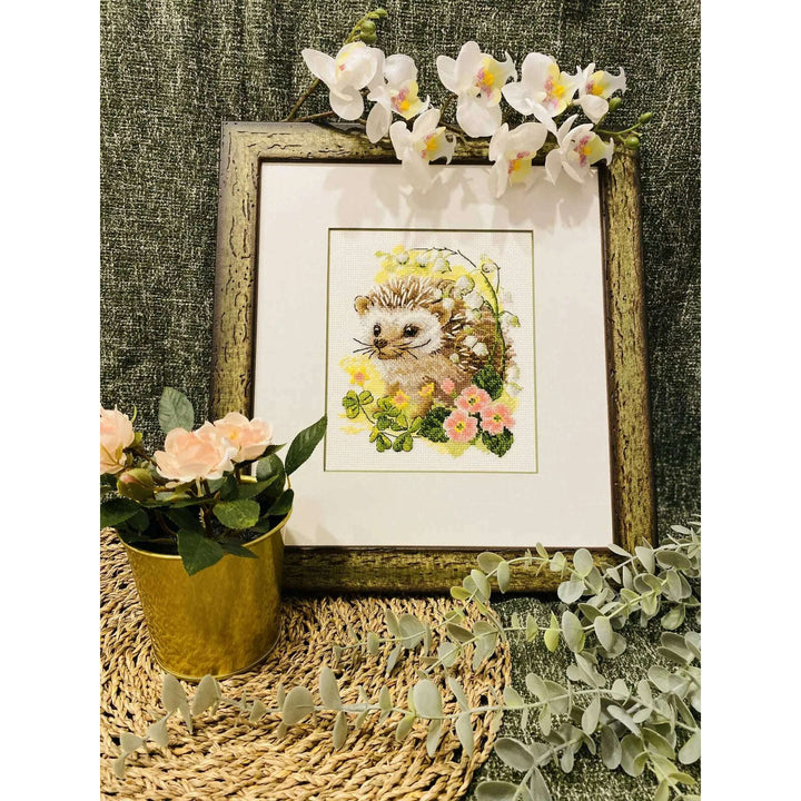 Forest Dweller R2093 Counted Cross Stitch Kit
