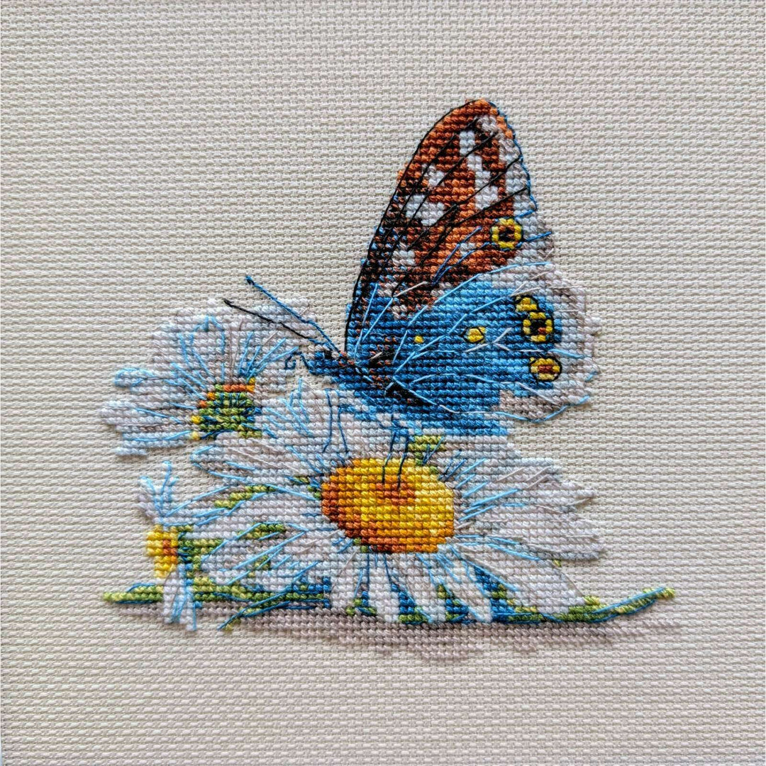 Fragile Beauty R2220 Counted Cross Stitch Kit