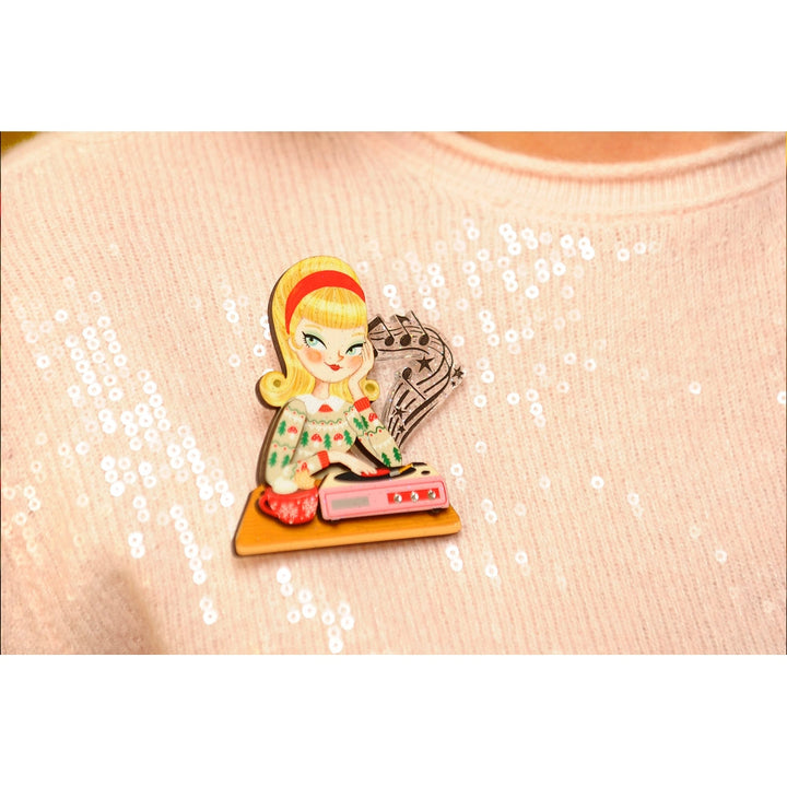 Girl with A Record Player Brooch by Laliblue 3