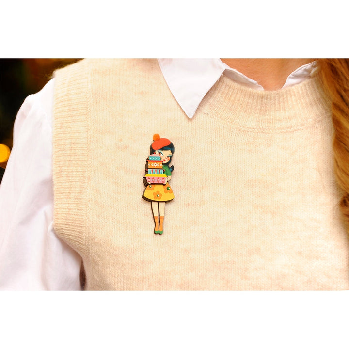 Girl with Retro Pyrex Containers Brooch by Laliblue 1