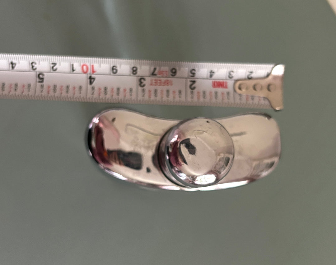 Glass flask width measurement