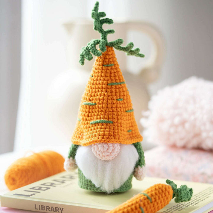 Gnomes Amigurumi DIY Crochet Kit Wizardi F07N8-M174