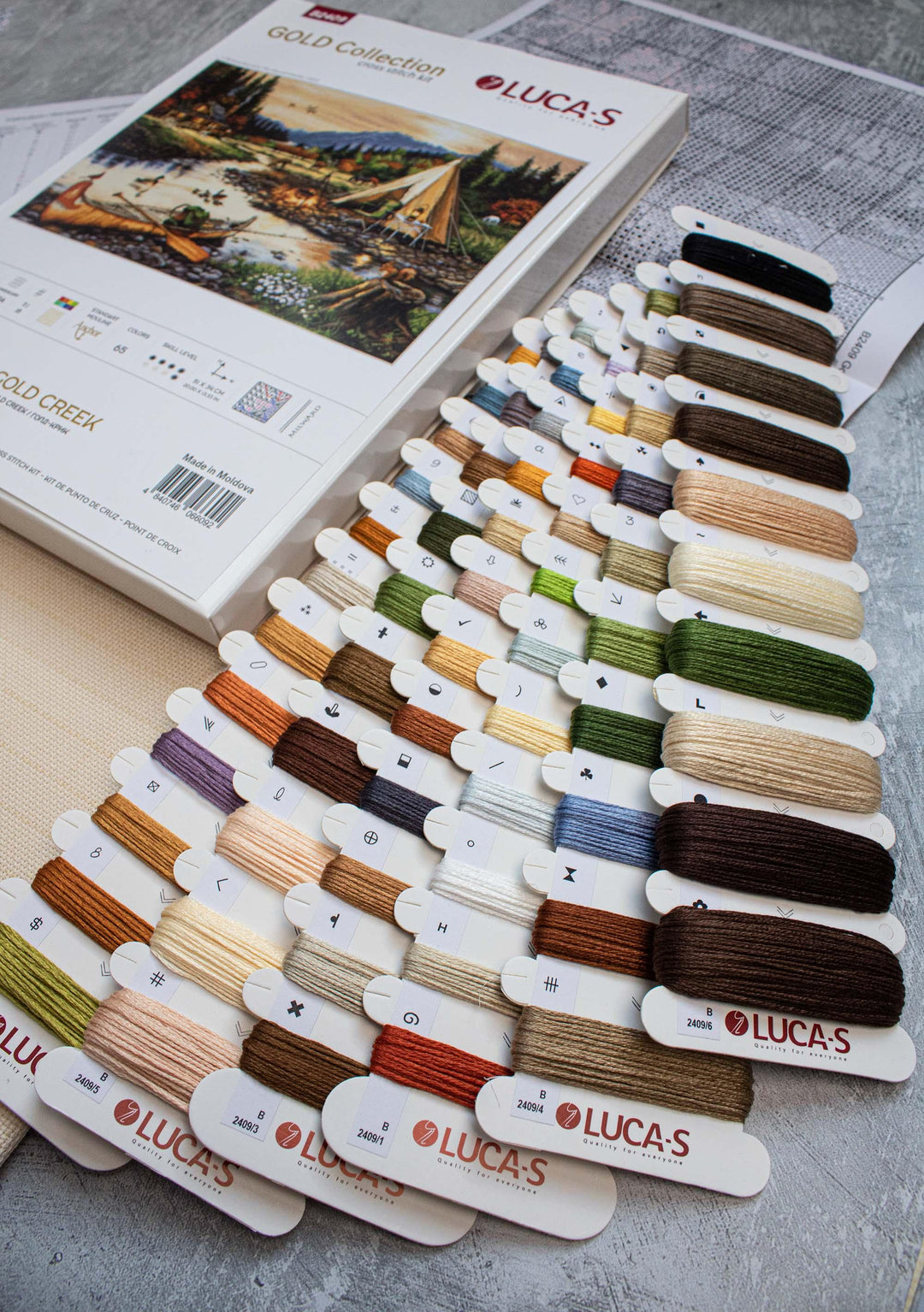 Gold Creek B2409L Counted Cross-Stitch Kit