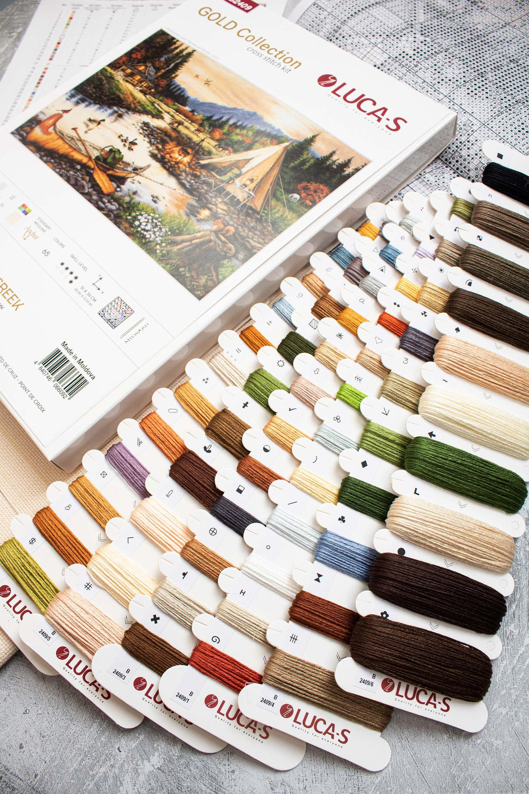 Gold Creek B2409L Counted Cross-Stitch Kit