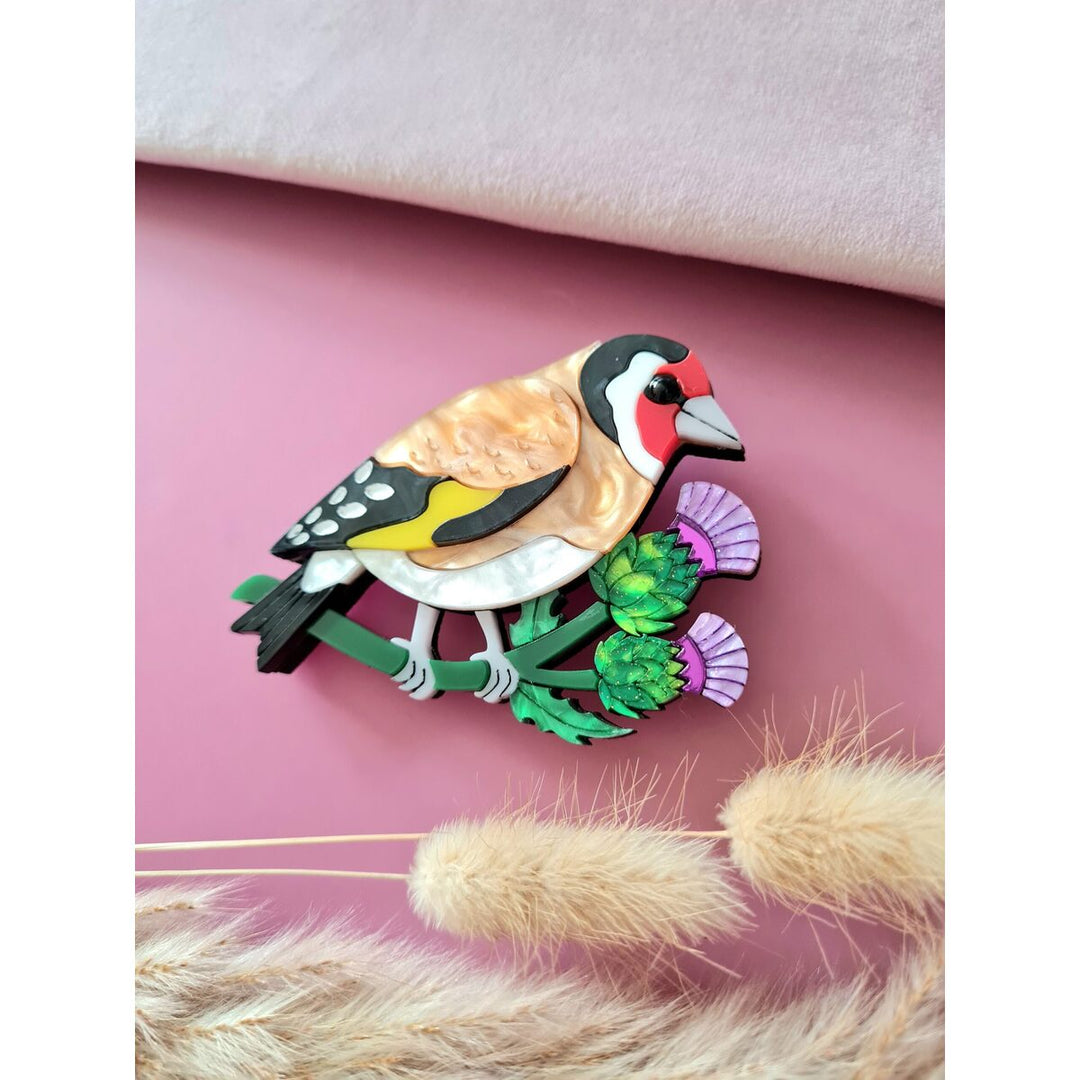 Goldfinch brooch or necklace 2