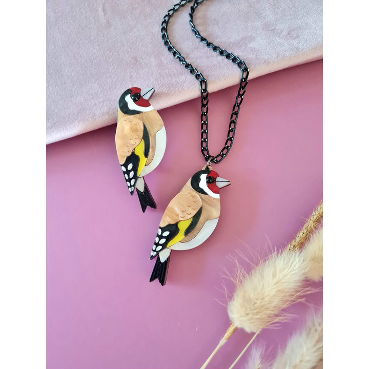 Goldfinch pin or pendant 