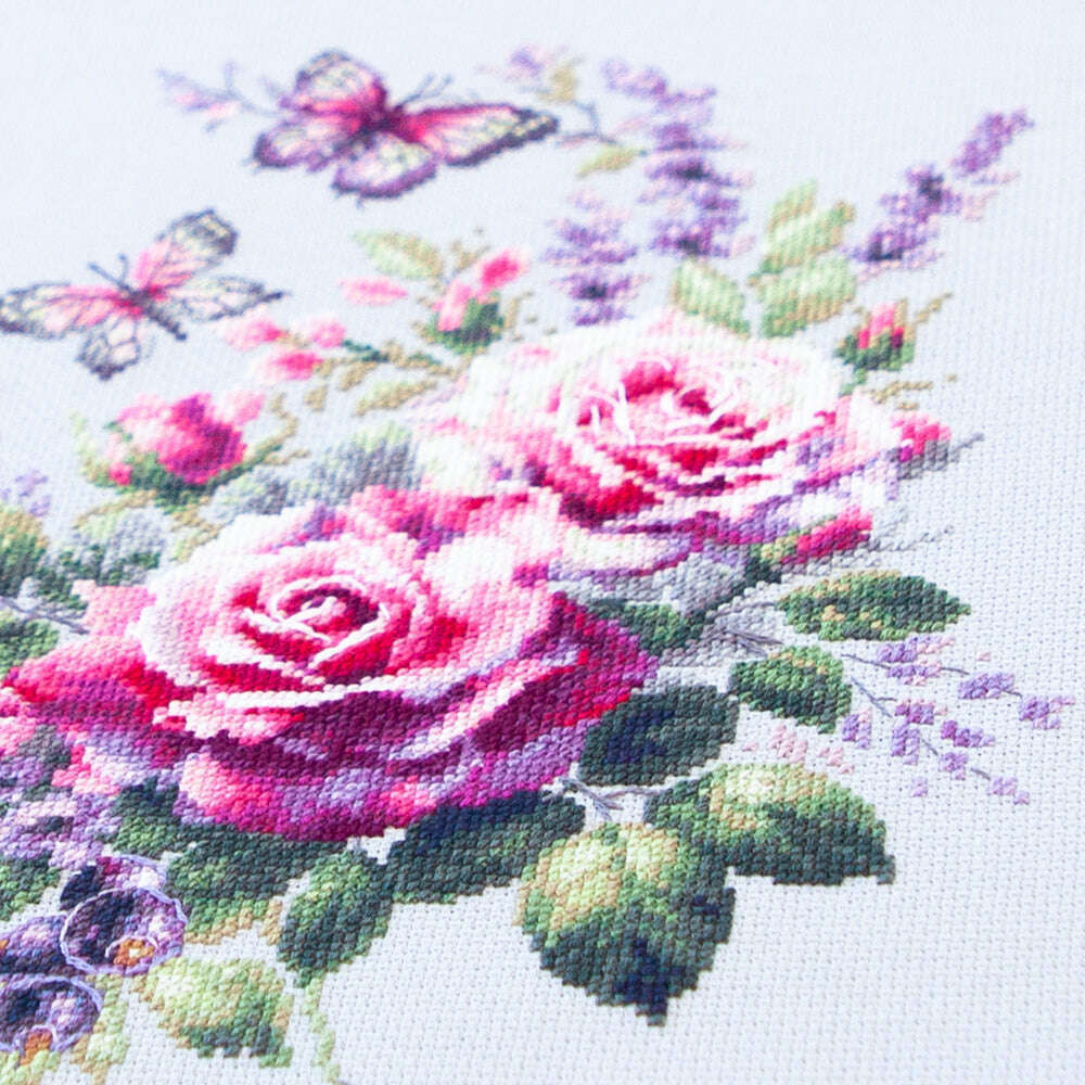 Happy Garden 70-13 Counted Cross-Stitch Kit