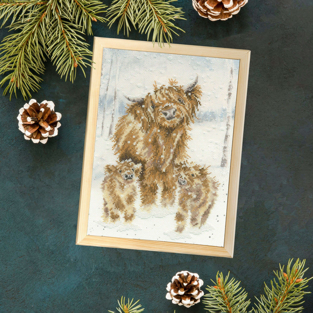 Highland Christmas  XHD128 Counted Cross Stitch Kit