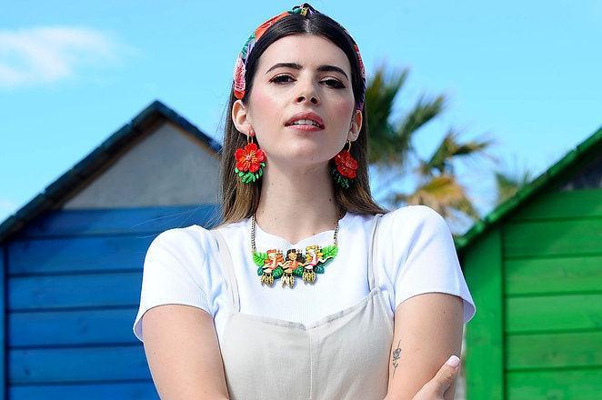 Hula Girls Necklace by Laliblue - Quirks!