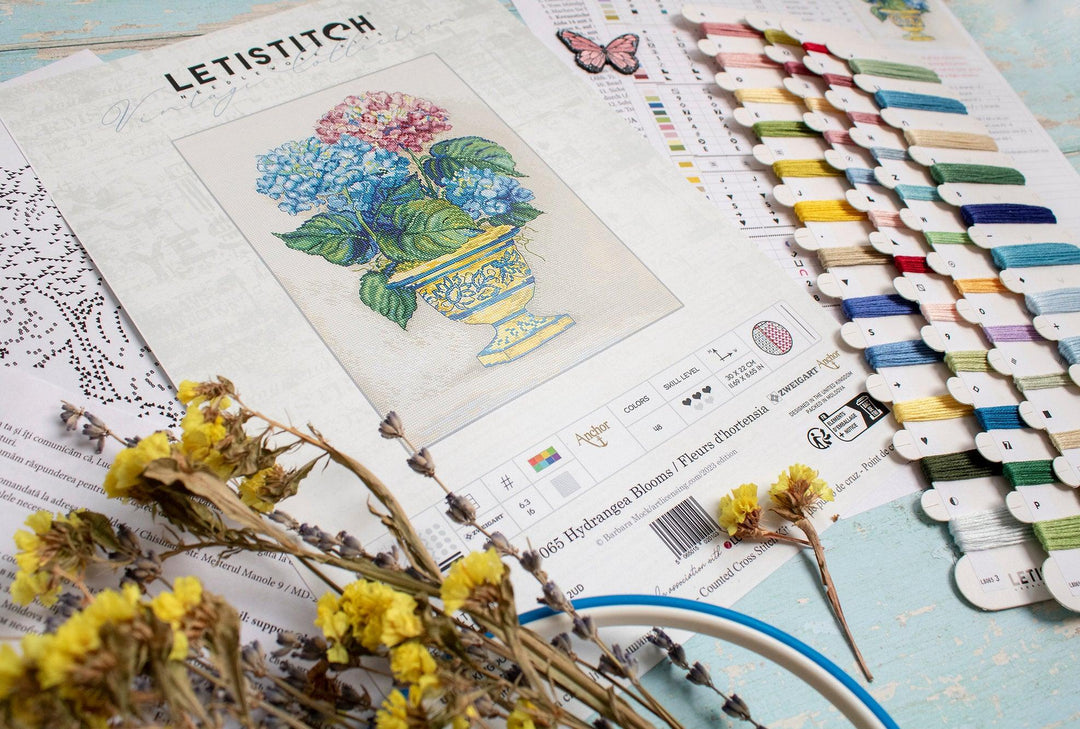 Hydrangea Blooms L8065 Counted Cross Stitch Kit