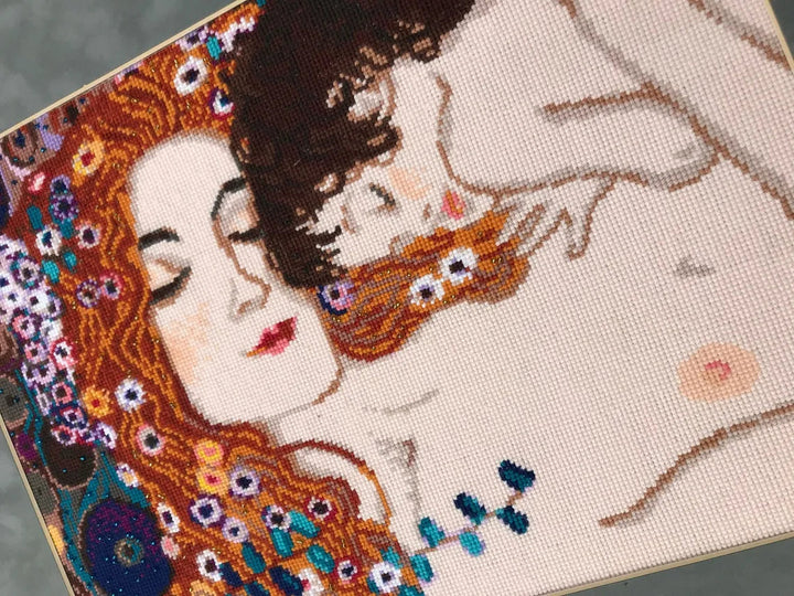 Motherly Love after G. Klimt`s Painting  R916 Counted Cross Stitch Kit