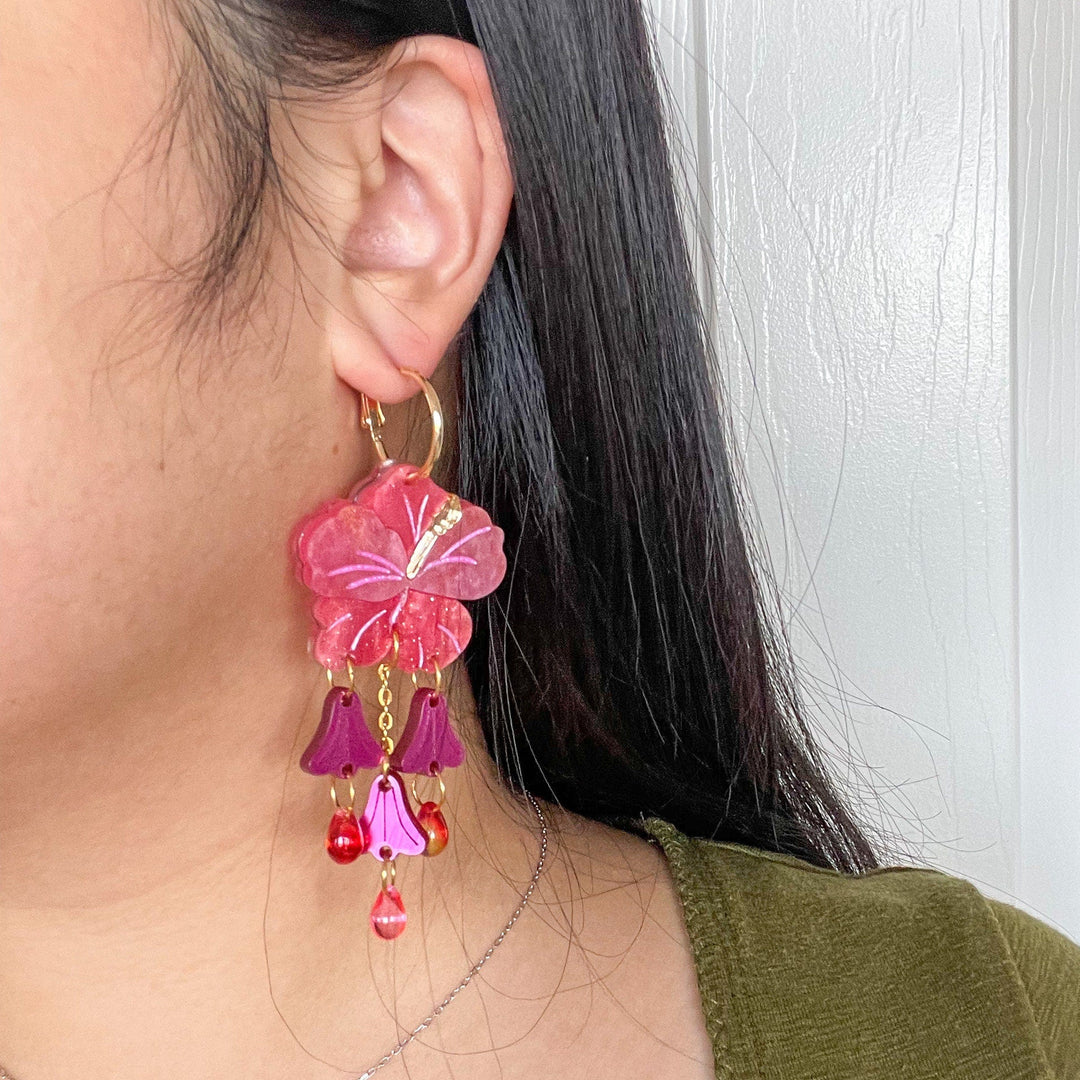 Hibiscus Dangle