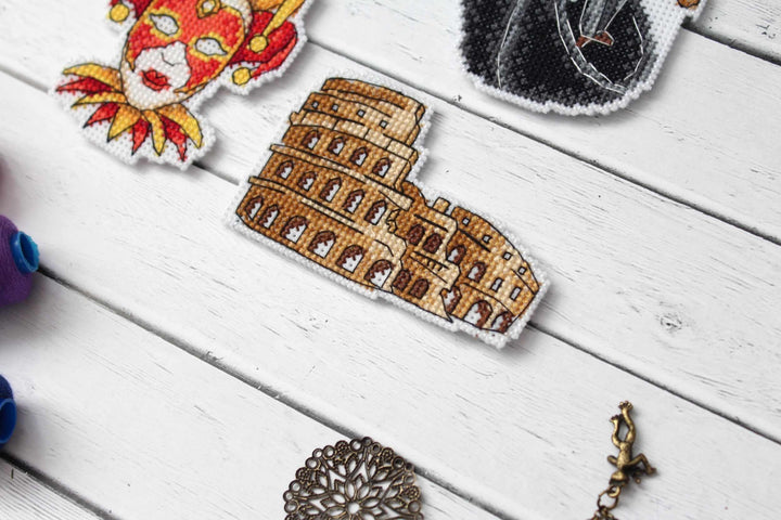 Italy Magnets P-309 / SR-309 Plastic Canvas Counted Cross Stitch Kit