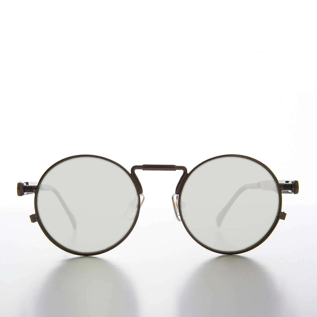 Ivan with Mirror Lens